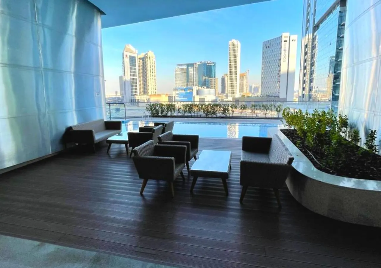 Rh- Modern Comfort, Bright 1Br Near Dubai Mall, City Views